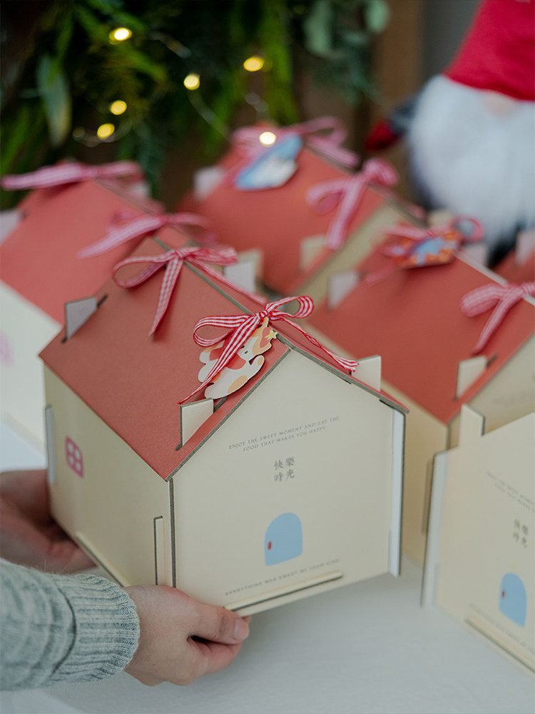 christmas cottage box